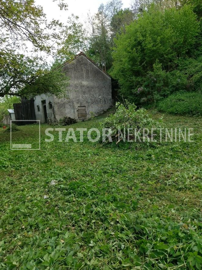 GOSPODARSKI OBJEKT U ZELENILU S VOČNJAKOM – NASELJE NESPEŠ – ZELINA